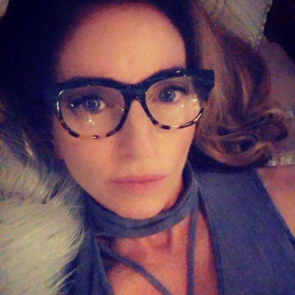 Meet your Posher, Annette